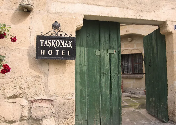 Otel Taskonak 3*